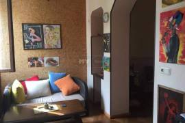 For Rent, 3 Room, Old building, Tbilisi, Mtatsminda