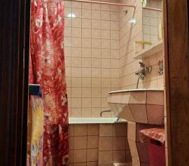 იყიდება ბინა, 4 ოთახიანი, ძველი აშენებული, თბილისი, მუხიანი