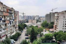 იყიდება ბინა, 4 ოთახიანი, ძველი აშენებული, თბილისი, მუხიანი