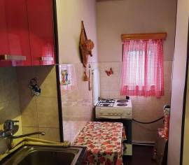 იყიდება ბინა, 4 ოთახიანი, ძველი აშენებული, თბილისი, მუხიანი