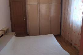 Apartment for sale, Old building, Khimshiashvili District