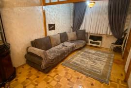Продается квартира, 4 Kомнатная, Старое здание, Тбилиси, Исани