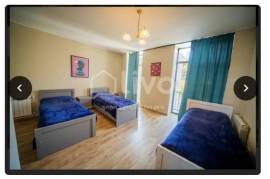 House For Sale, Shindisi