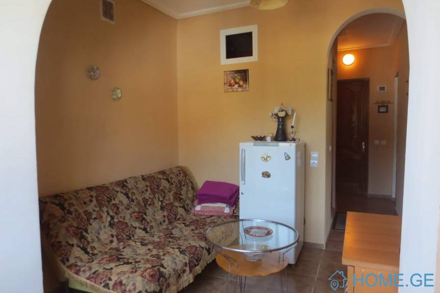 Daily Apartment Rent, 2 Room, Old building, Borjomi , Borjomi