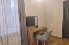 იყიდება ბინა, 3 ოთახიანი, ძველი აშენებული, თბილისი, კონიაკის დას.