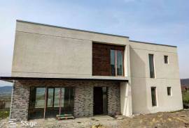 House For Sale, Navdaraantkari