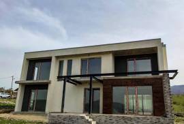 House For Sale, Navdaraantkari