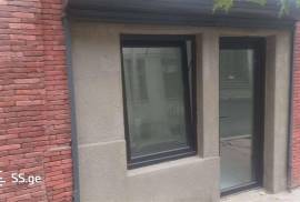 For Rent, Universal commercial space, Chugureti