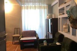 Apartment for sale, Old building, Mtatsminda