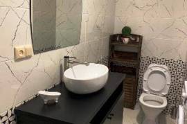 Аренда, 3 Kомнатная, Новостройка, Тбилиси, vake