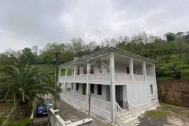 იყიდება სახლი, 6 ოთახიანი, ხელვაჩაური, ხელვაჩაური