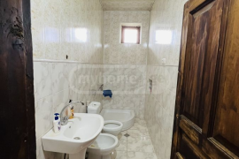 House For Sale, 9 Room, Gori , Gori