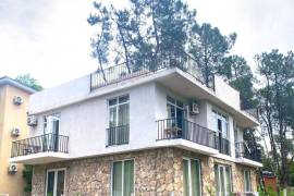 ქირავდება ბინა, 8 ოთახიანი, ახალი აშენებული, ოზურგეთი, შეკვეთილი