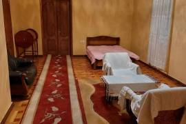 ქირავდება სახლი, 6 ოთახიანი, ქობულეთი, ქობულეთი