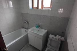 Apartment for sale, 6 Room, Old building, Tbilisi, vake