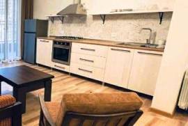 For Rent, 3 Room, Old building, Tbilisi, saburtalo