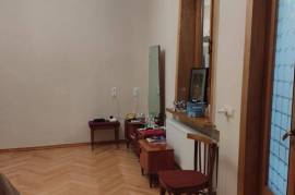 Аренда, 2 Kомнатная, Старое здание, Тбилиси, Мтацминда