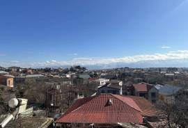 იყიდება სახლი, საფიჩხია