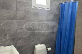 იყიდება სახლი, 8 ოთახიანი, ქუთაისი, საფიჩხია