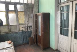 Apartment for sale, Old building, Didube