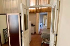 Daily Apartment Rent, 1 Room, Old building, Batumi, Old Batumi district