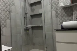 ქირავდება ბინა დღიურად, 3 ოთახიანი, ახალი აშენებული, ბათუმი, რუსთაველის უბანი