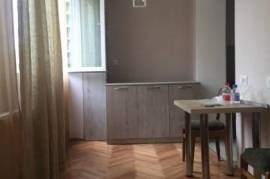 ქირავდება ბინა, 2 ოთახიანი, ძველი აშენებული, თბილისი, საბურთალო