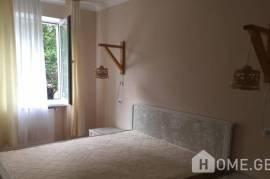 ქირავდება ბინა, 2 ოთახიანი, ძველი აშენებული, თბილისი, საბურთალო