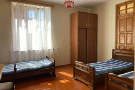 House For Rent, Manglisi