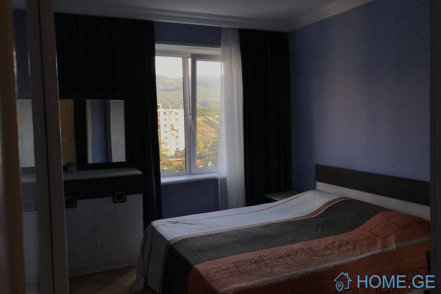For Rent, 3 Room, Old building, Tbilisi, saburtalo