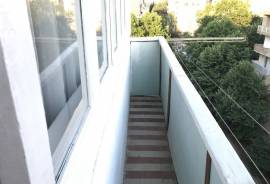 For Rent, 3 Room, Old building, Tbilisi, saburtalo