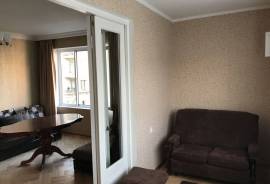 For Rent, 3 Room, Old building, Tbilisi, saburtalo