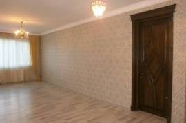 Аренда, 4 Kомнатная, Старое здание, Кутаиси