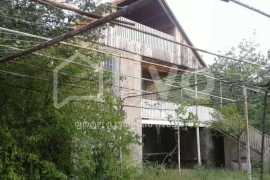 იყიდება სახლი, 6 ოთახიანი, გარდაბანი, სააკაძე