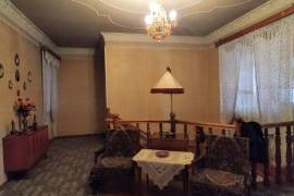 იყიდება სახლი, 7 ოთახიანი, გორი, გორი