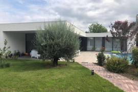 House For Sale, Saguramo