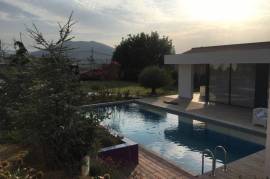 House For Sale, Saguramo