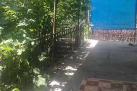 House For Sale, 4 Room, Suburbs of Tbilisi, Tskneti