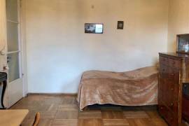 Apartment for sale, 1 Room, Old building, Tbilisi, saburtalo