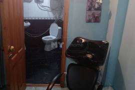 Продается , Универсальное коммерческое помещение, Мтацминда
