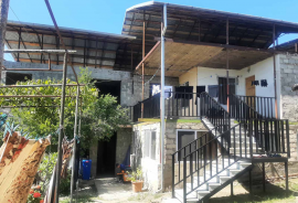 House For Sale, Sanzona