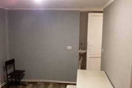 Продается квартира, 2 Kомнатная, Старое здание, Тбилиси, Варкетили