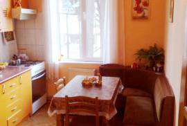 Apartment for sale, Old building, Chugureti