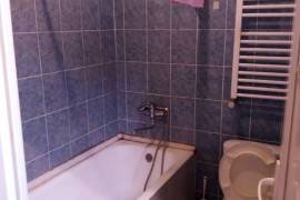 Продается квартира, 5 Kомнатная, Старое здание, Тбилиси, Чугурети