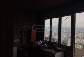 Apartment for sale, Old building, Krtsanisi