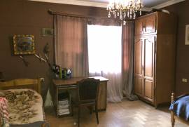 Apartment for sale, Old building, saburtalo