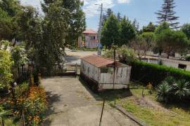 იყიდება სახლი, 7 ოთახიანი, ზუგდიდი, ზუგდიდი