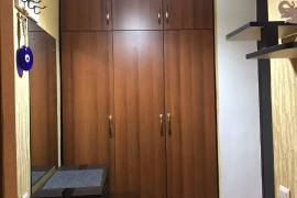 ქირავდება ბინა დღიურად, 1 ოთახიანი, ძველი აშენებული, თბილისი, საბურთალო