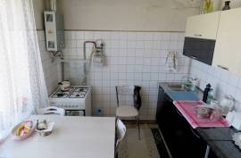 Продается квартира, 4 Kомнатная, Старое здание, Тбилиси, Надзаладеви