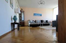 Apartment for sale, Old building, Nadzaladevi